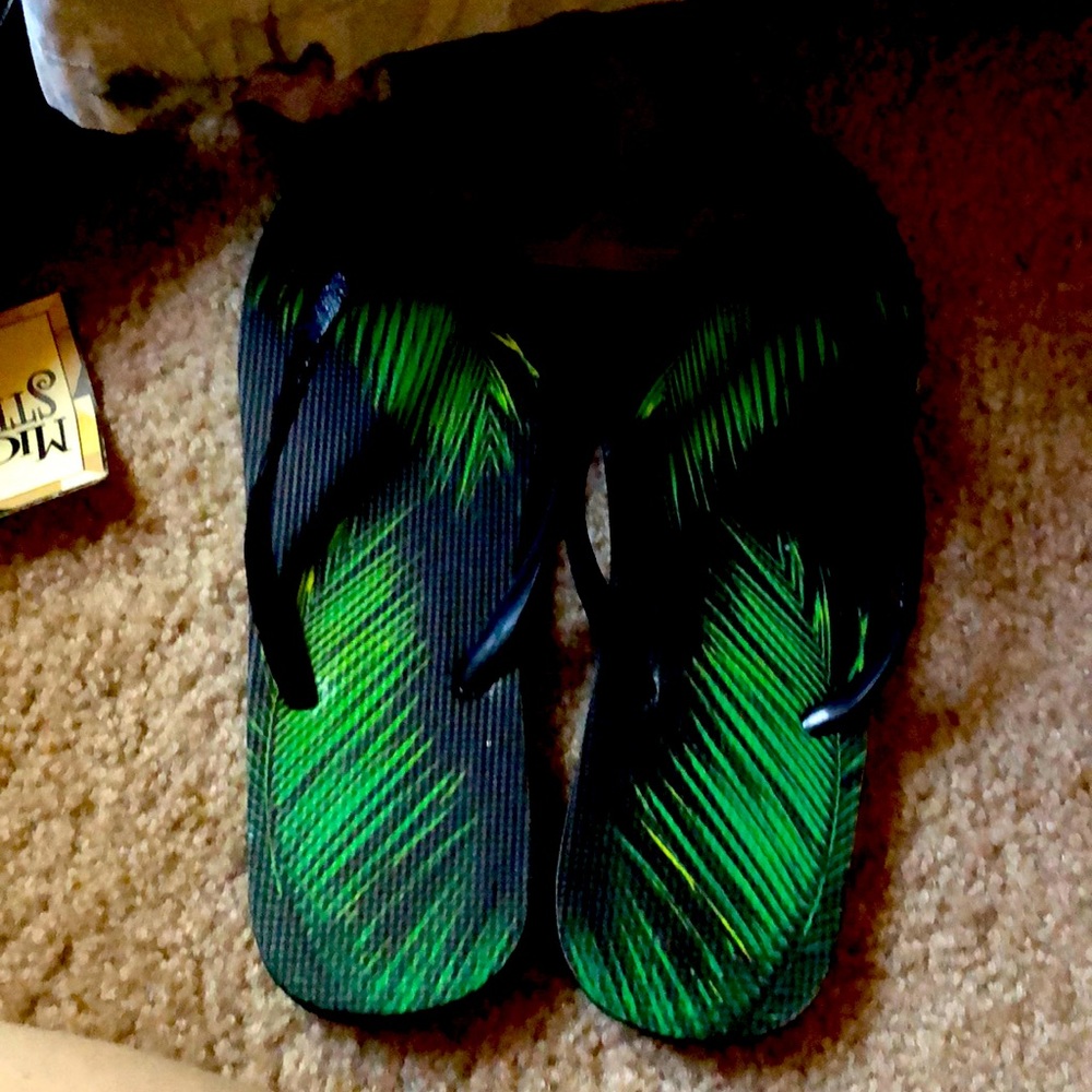aero flip flip green black